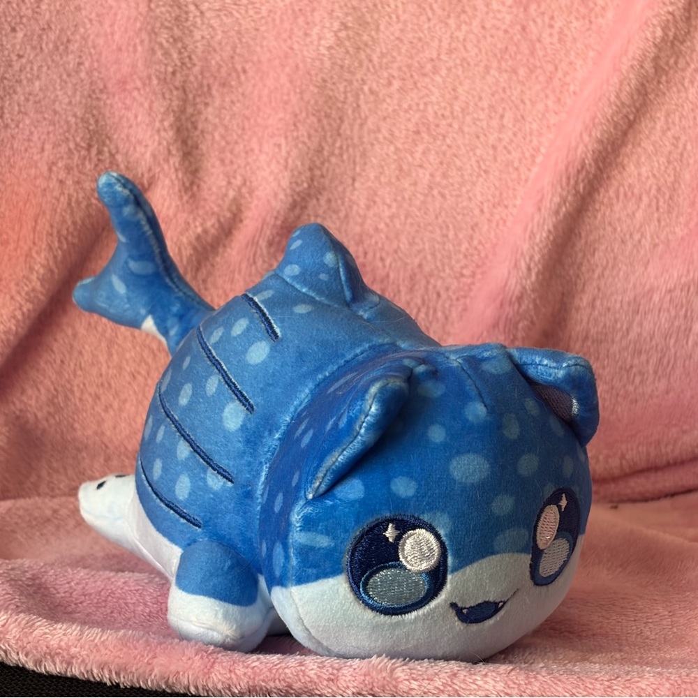Aphmau shark plush